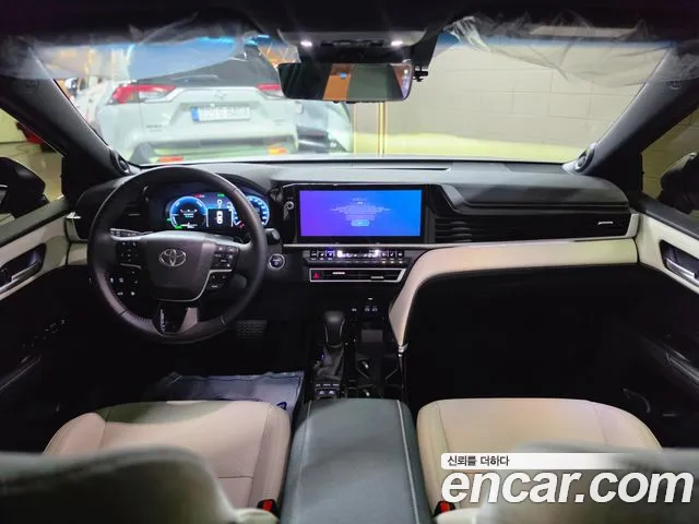Toyota Camry 2025 thumb 7