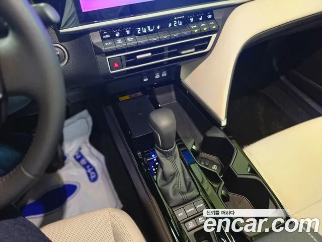 Toyota Camry 2025 thumb 9