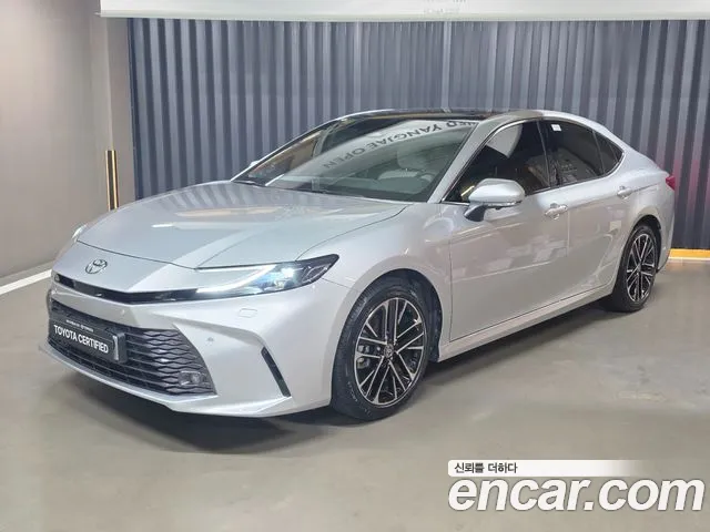 Toyota Camry 2025 thumb 11
