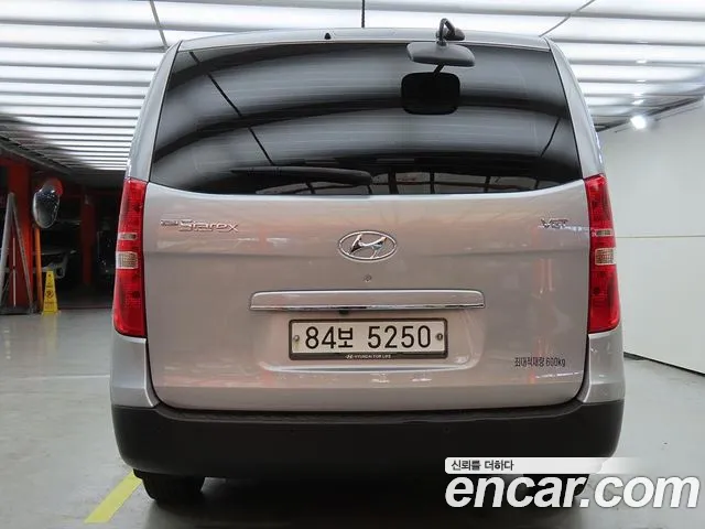 Hyundai Starex 2018 thumb 3