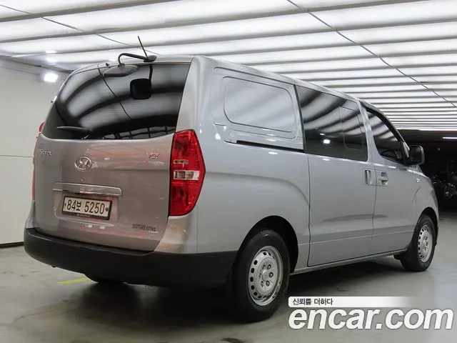 Hyundai Starex 2018 thumb 4