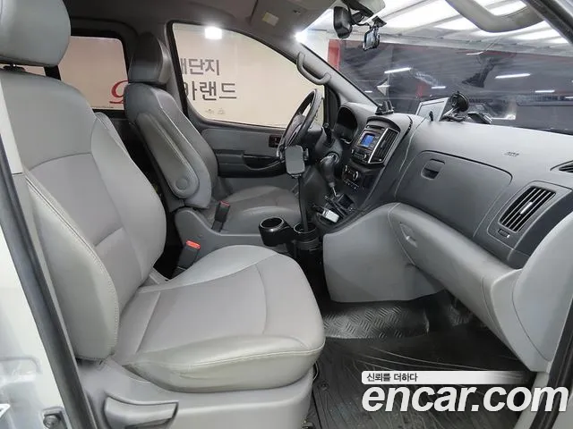 Hyundai Starex 2018 thumb 5