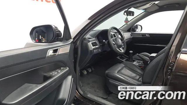 KG_Mobility_Ssangyong Rexton 2019 thumb 10