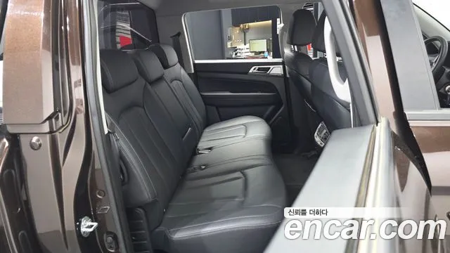 KG_Mobility_Ssangyong Rexton 2019 thumb 12