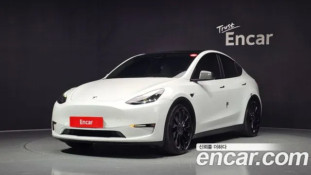 Tesla Model Y 2022 1