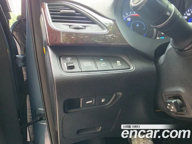 Hyundai Grandeur 2014 thumb 10