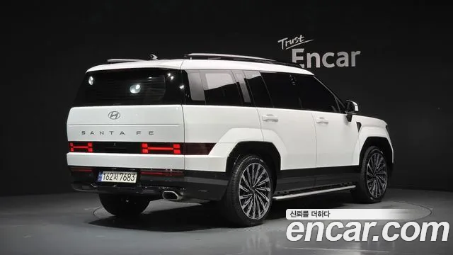 Hyundai Santa Fe 2023 thumb 2