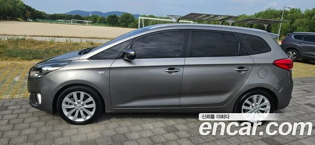 Kia Carens 2015 thumb 3