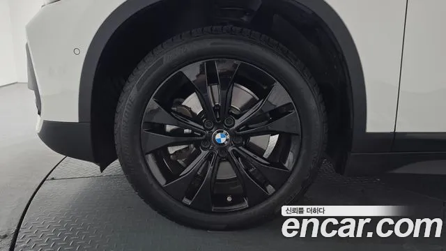 BMW X1 2020 thumb 5