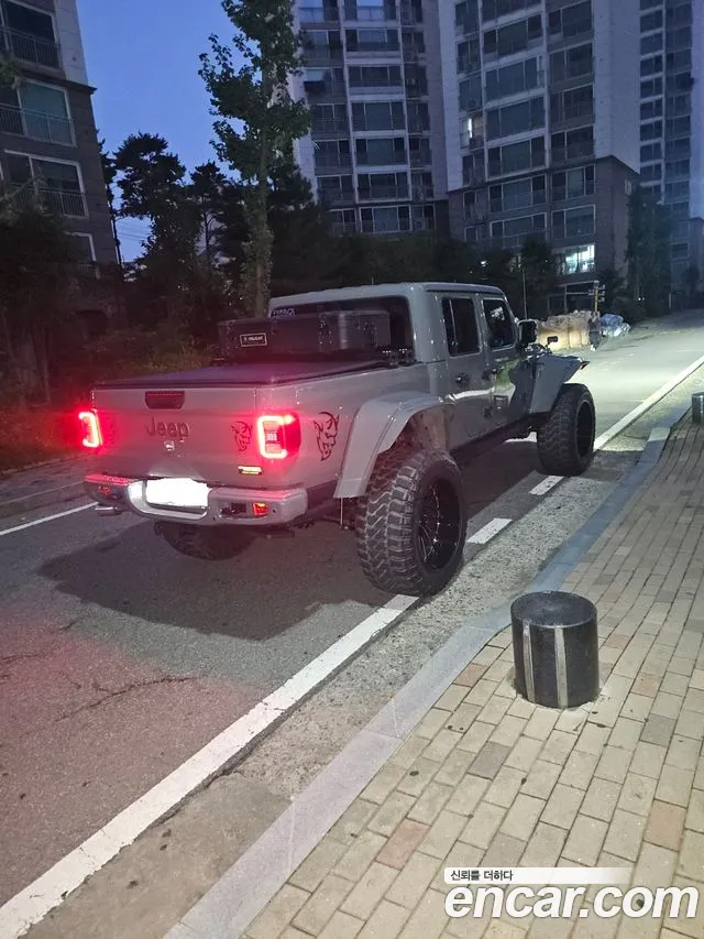 Jeep Gladiator 2021 thumb 10