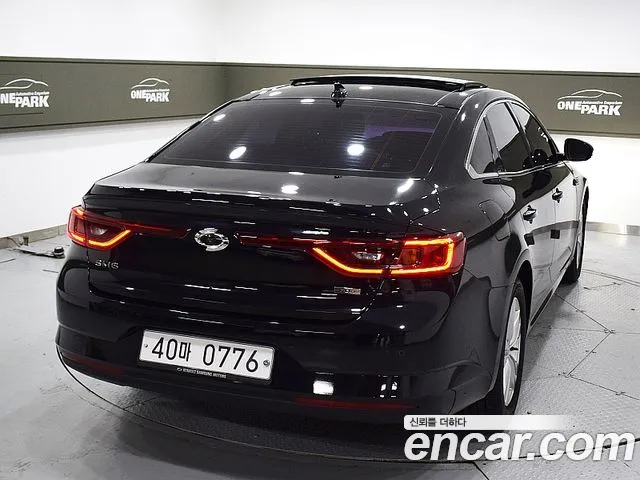Renault-KoreaSamsung Megane 2016 thumb 3