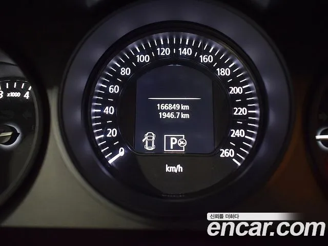 Renault-KoreaSamsung Megane 2016 thumb 10