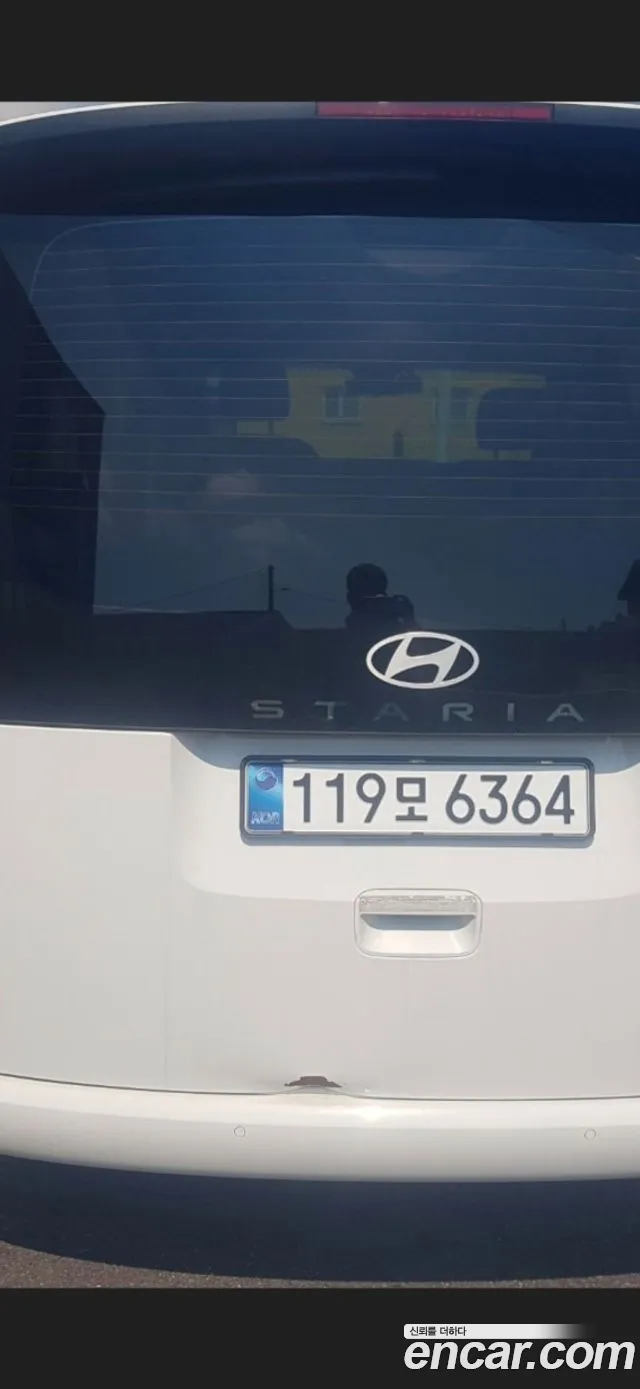 Hyundai Staria 2025 thumb 9