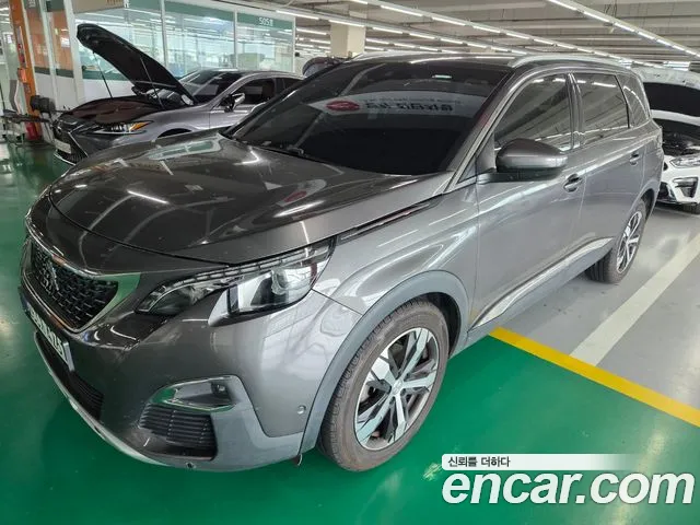 Peugeot 5008 2018 thumb 2