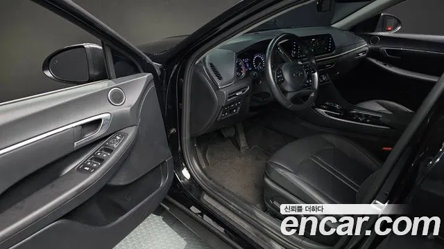 Hyundai Sonata 2021 thumb 11