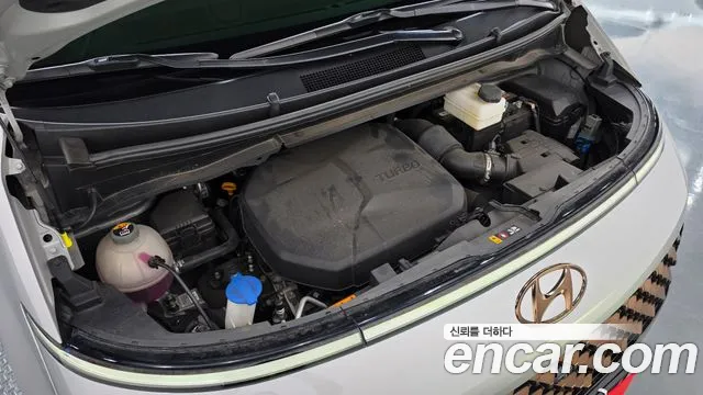 Hyundai Staria 2021 thumb 6