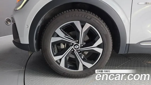 Renault-KoreaSamsung Arkana 2022 thumb 5