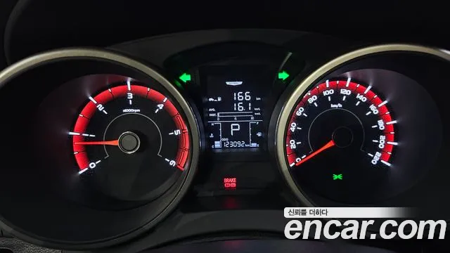 KG_Mobility_Ssangyong TIBOLI 2016 thumb 8