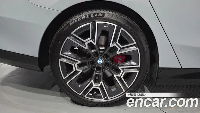 BMW 5 серии 2025 thumb 4