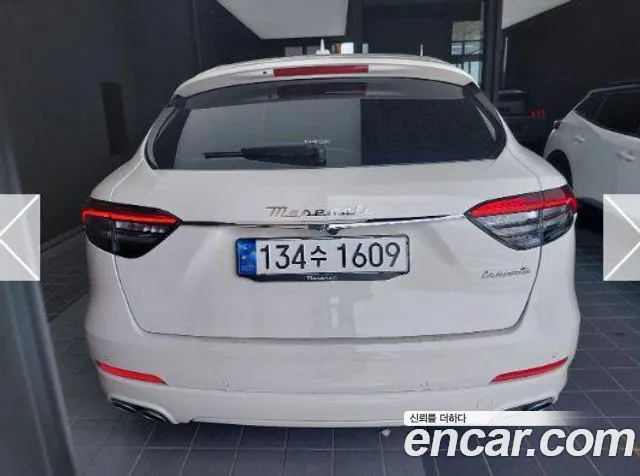 Maserati Levante 2022 thumb 4