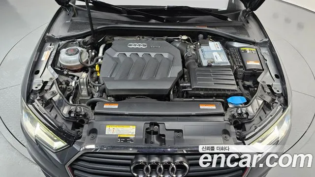 Audi A3 2018 thumb 6