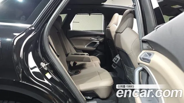 Audi Q5 2025 thumb 12