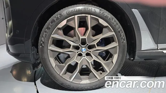BMW X7 2026 thumb 5