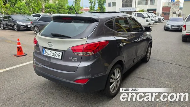 Hyundai Tucson 2010 thumb 4