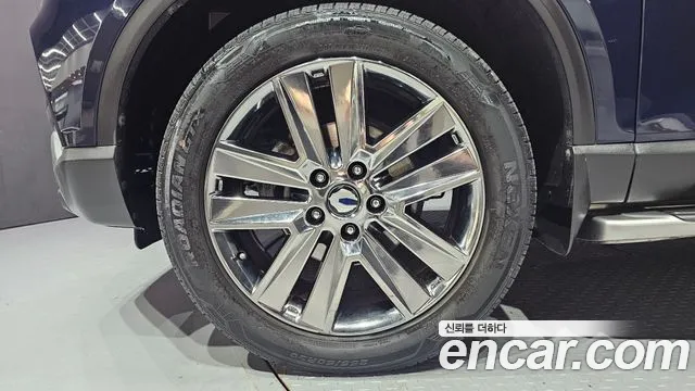 KG_Mobility_Ssangyong Rexton 2018 thumb 5
