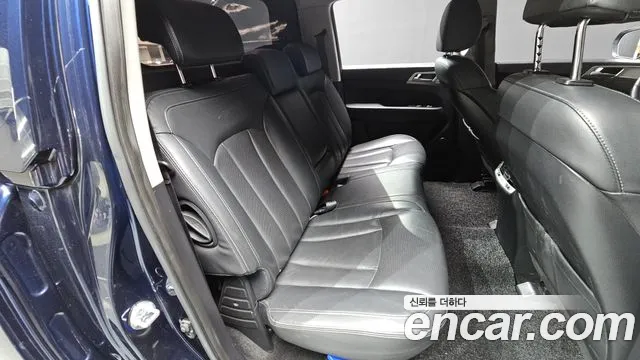 KG_Mobility_Ssangyong Rexton 2018 thumb 12
