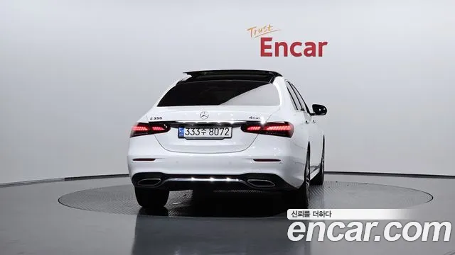 Mercedes-Benz E-Класс 2022 thumb 3
