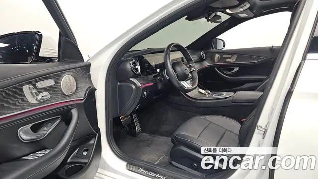 Mercedes-Benz E-Класс 2022 thumb 9