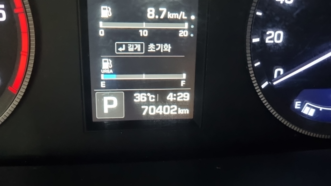 Hyundai Staria 2018 thumb 8