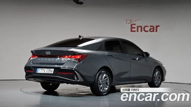 Hyundai Avante 2023 thumb 2
