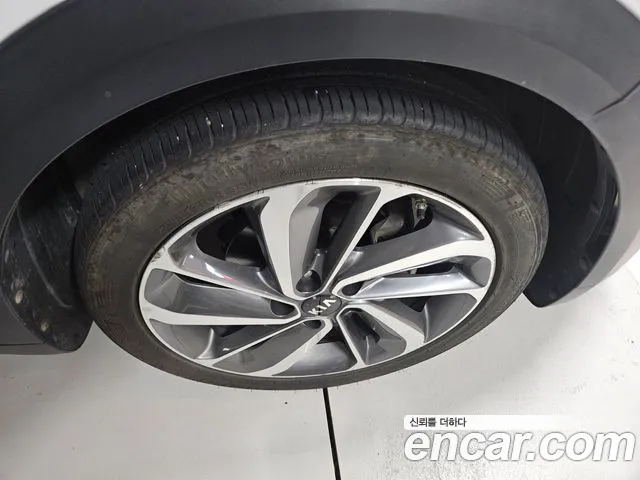 Kia Niro 2016 thumb 5