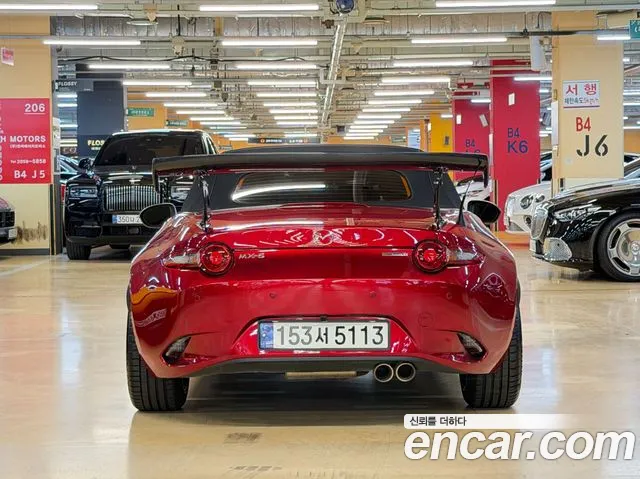 Mazda MX-5 Miata 2021 thumb 4