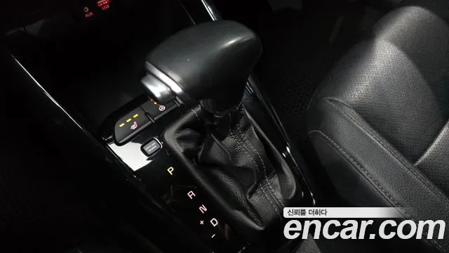 Kia Stonic 2017 thumb 8