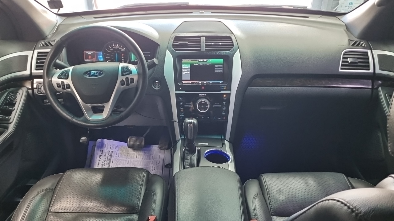 Ford Explorer 2014 thumb 7