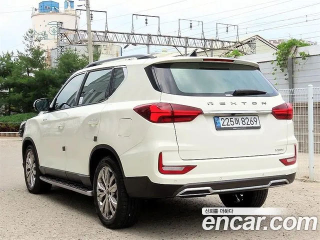 KG_Mobility_Ssangyong Rexton 2024 thumb 3