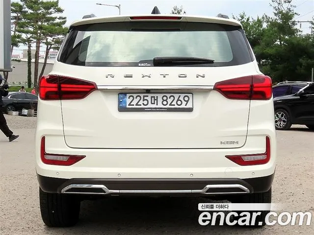 KG_Mobility_Ssangyong Rexton 2024 thumb 4