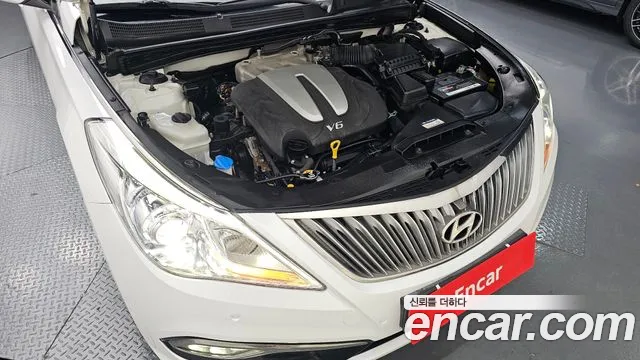 Hyundai Grandeur 2014 thumb 6