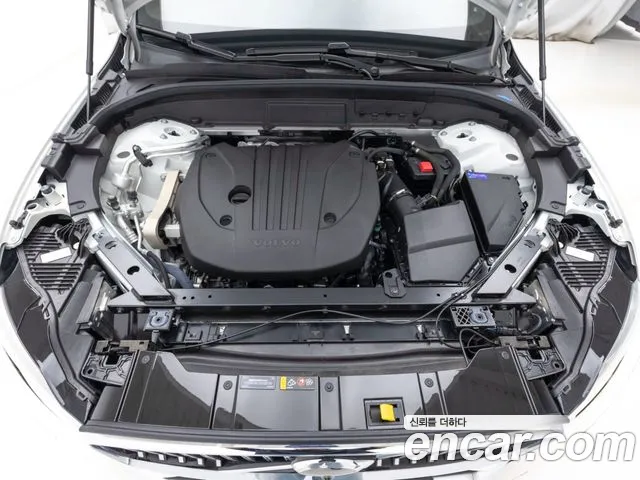 Volvo XC60 2024 thumb 7