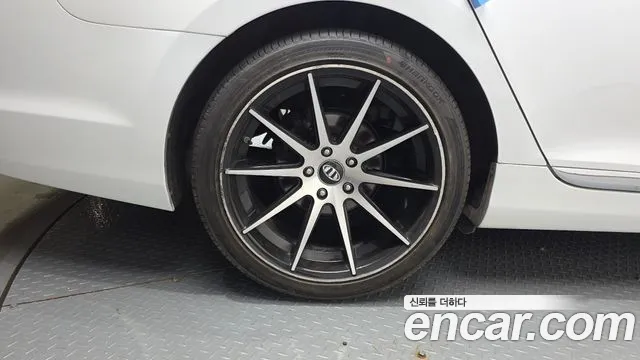 Hyundai Grandeur 2015 thumb 5