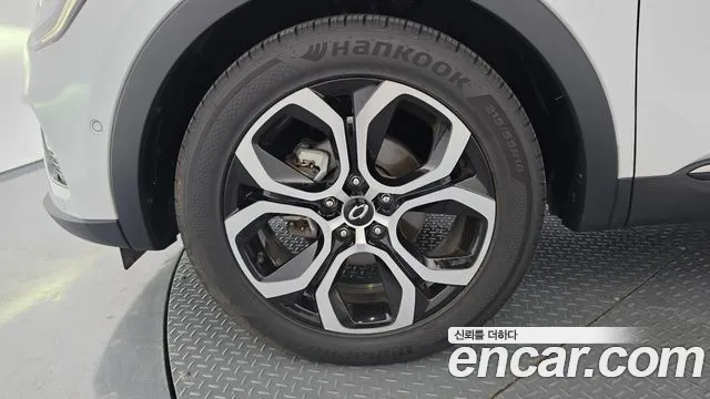 Renault-KoreaSamsung Arkana 2021 thumb 5