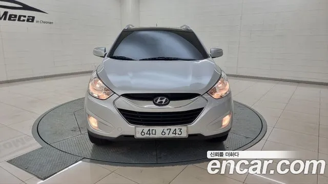 Hyundai Tucson 2010 thumb 2