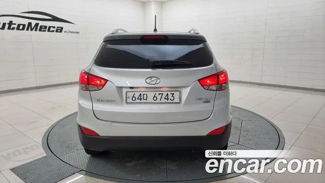 Hyundai Tucson 2010 thumb 6