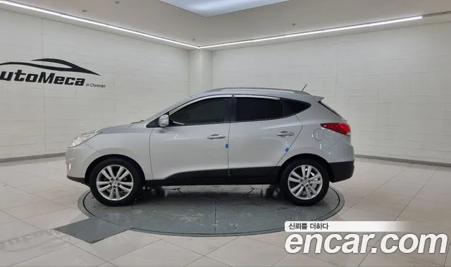 Hyundai Tucson 2010 thumb 8
