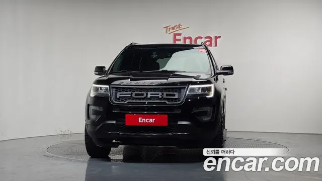 Ford Explorer 2016 thumb 3