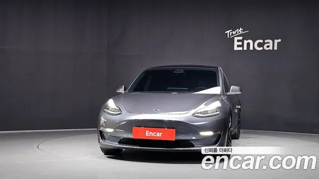 Tesla Model 3 2019 thumb 3
