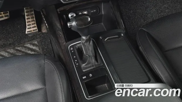 Kia Sorento 2016 thumb 8